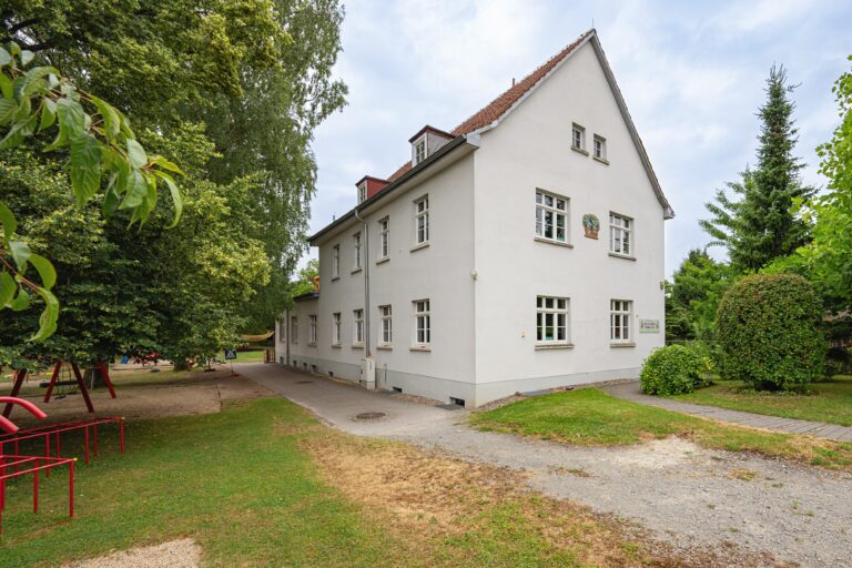 Ehemaliger Kindergarten Nonnenberg, Außenansicht